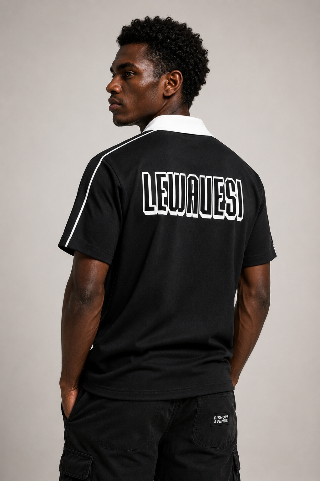 LewaVesi Contrast Collar Short-Sleeve Polo Shirt